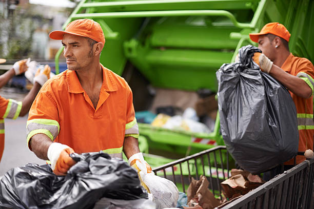Best Retail Junk Removal  in Douglas, MI